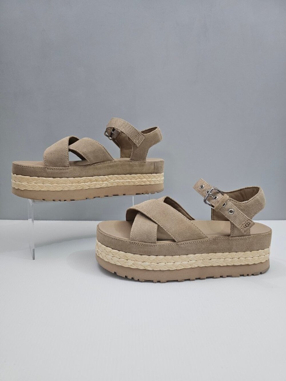 UGG Aubrey Raffia Platform Sandals Womens 11 Beige Sand Suede Ankle Strap NEW - Picture 2 of 16